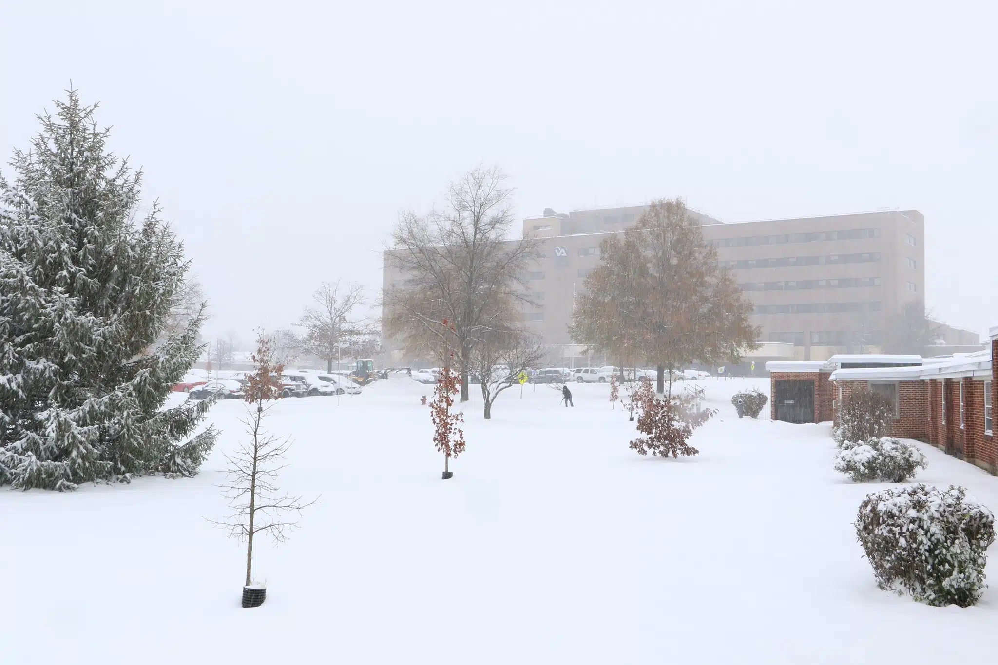 Martinsburg VA Medical Center Front im Schnee