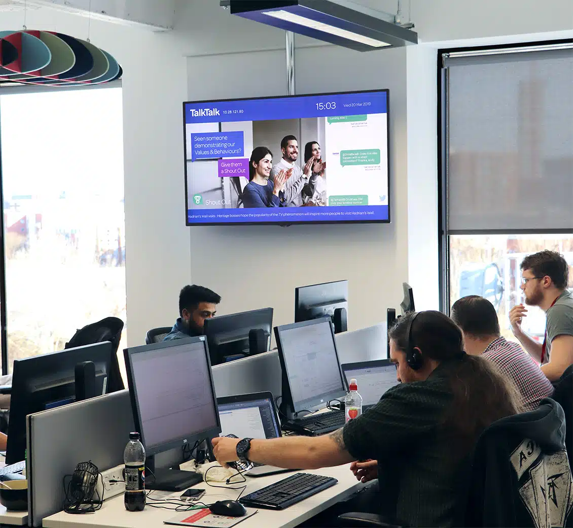 Цифрові вивіски Enterprise Hub 2 Digital Signage на TalkTalk Manchester