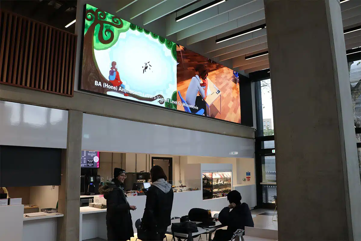 Sinalética digital LED da Universidade de Nottingham Trent
